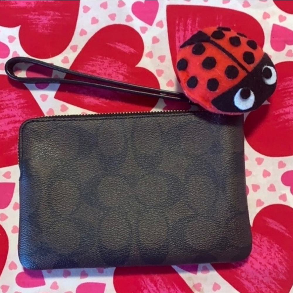 ❤️ COACH Wristlet Corner Zip Coinpurse Wallet Card Holder Lightweight NWT - Picture 4 of 15